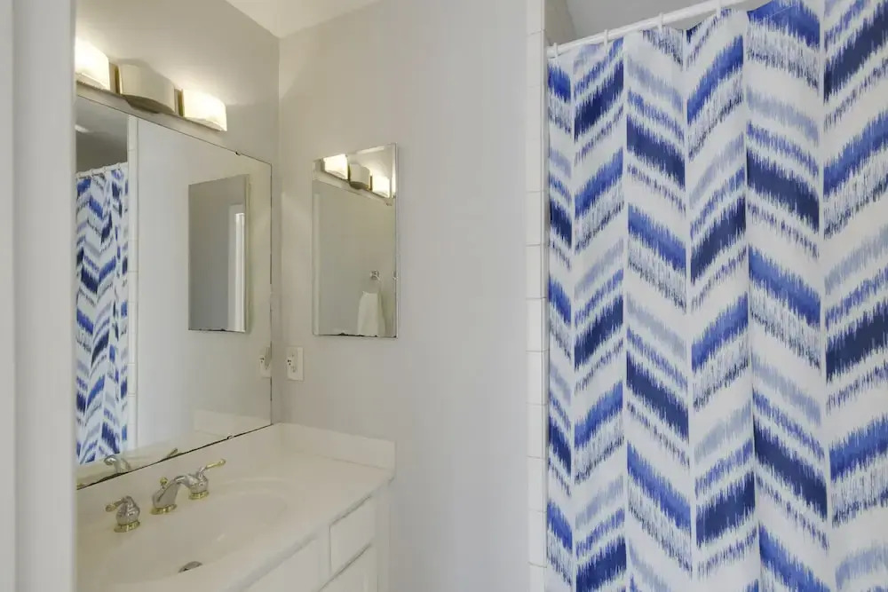 Carolina Waterfront Rentals - Arco - 3 Br townhouse by RedAwning