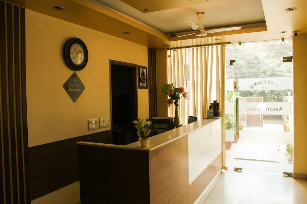 Asian Suites - The Pearl A-586