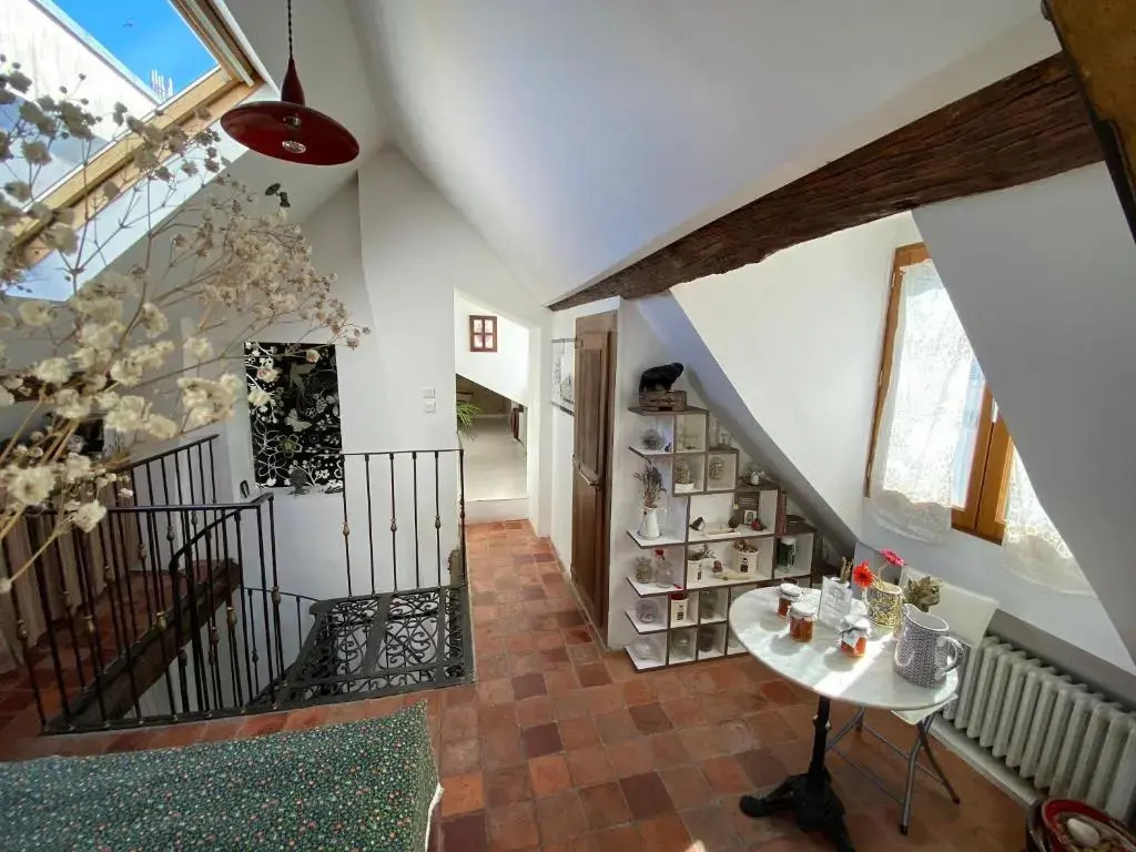 Lacadémie de Clémence, Guest House Paris-Roland-Garros