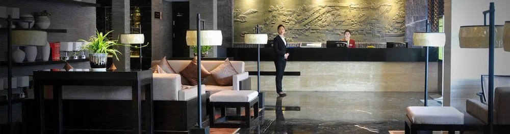 Crystal Pudi Hotel