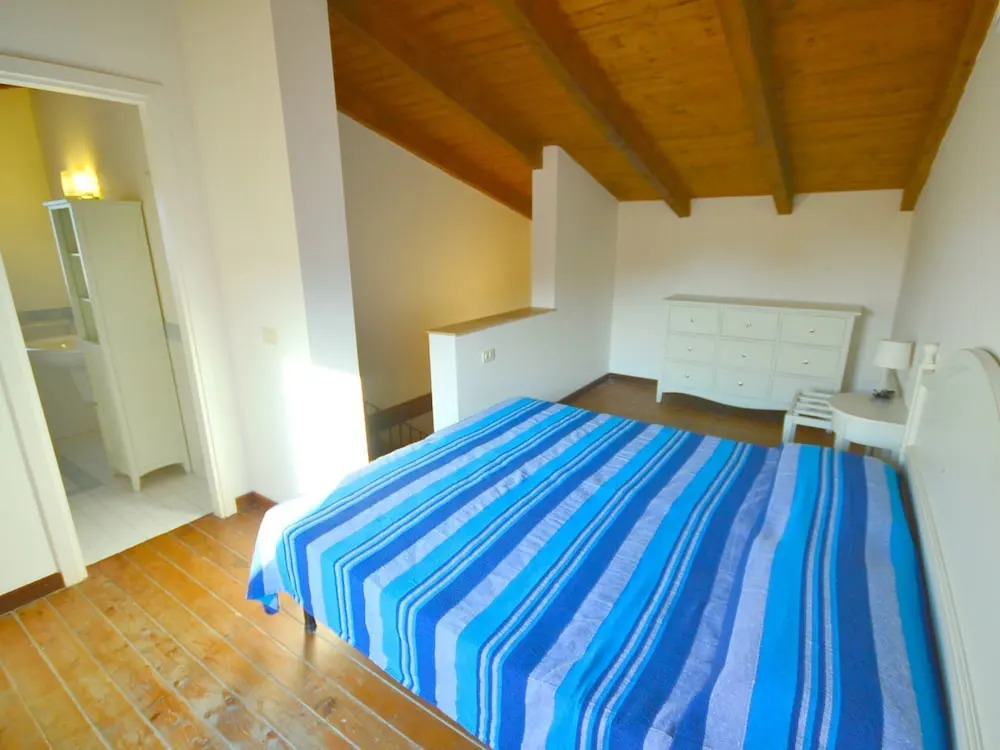 Traditional villa in Stintino with private garden and pool