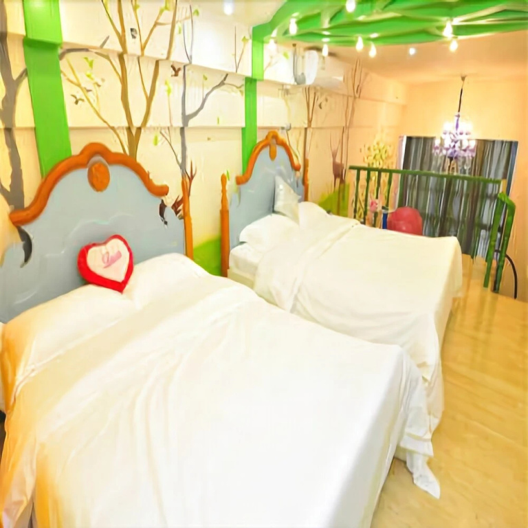 Guangzhou Angel Baby Theme Hotel (Chime Long Area)