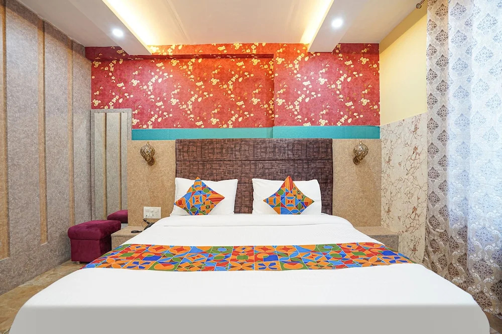 Rs Residency by OYO Rooms