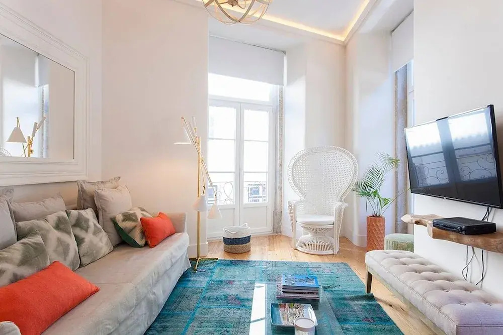 Traveling To Lisbon Castelo Apartments