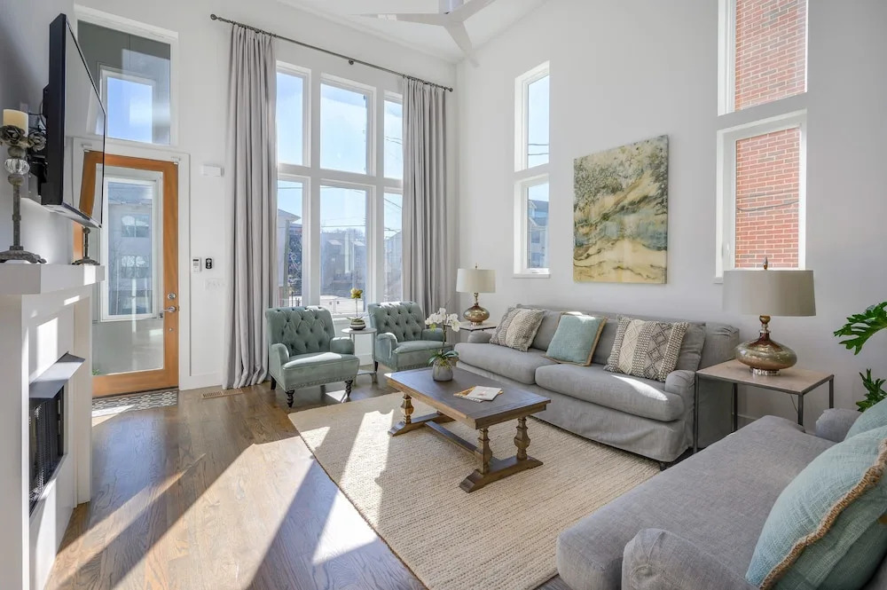 New Listing! Ultra-posh West End Townhome 4 Bedroom Townhouse