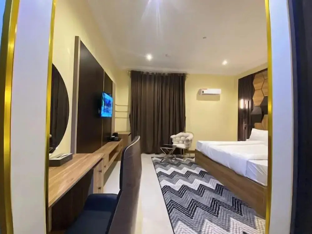 Cacid Hotels