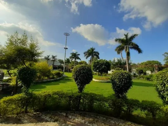Kanha Resort