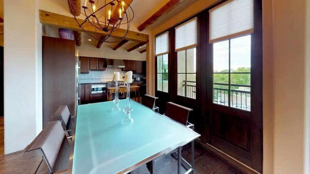 The Lincoln 402