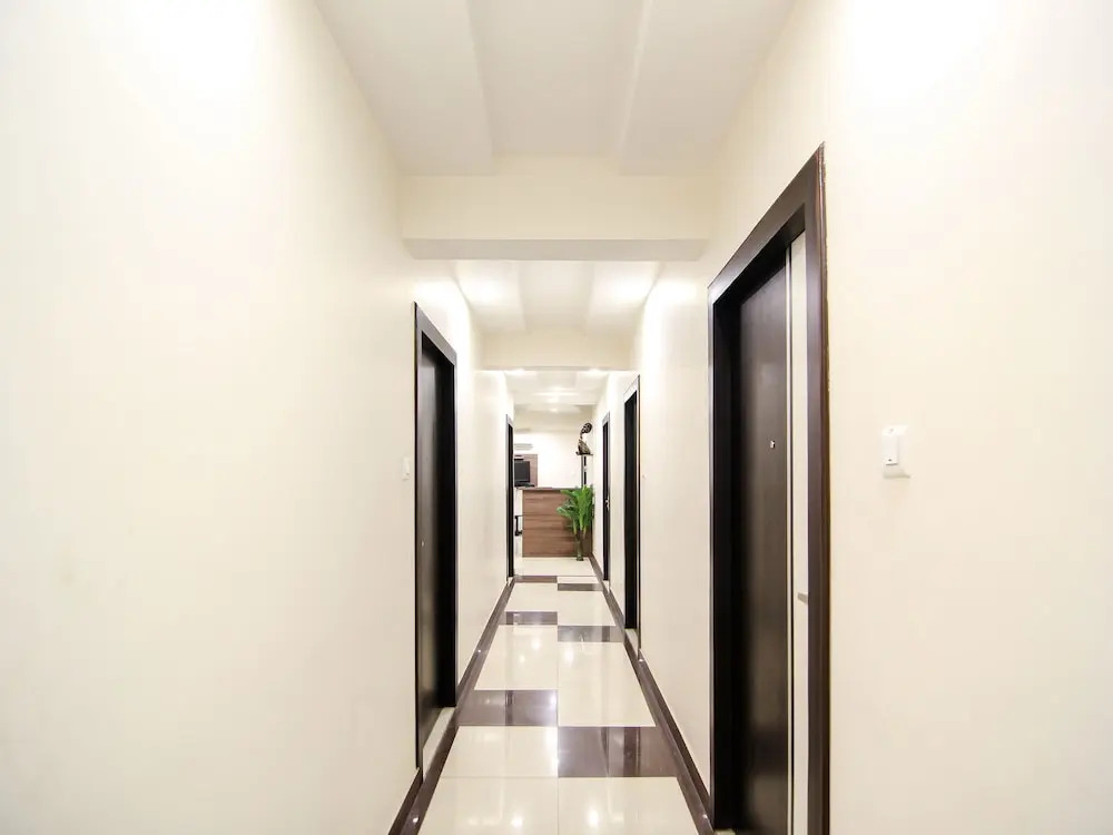 OYO 13932 Hotel Pushpanjali