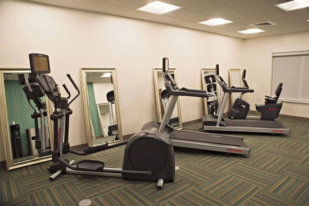 Holiday Inn Express & Suites Rantoul by IHG