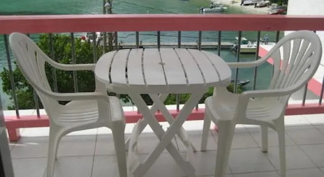 Sea Crest Inn