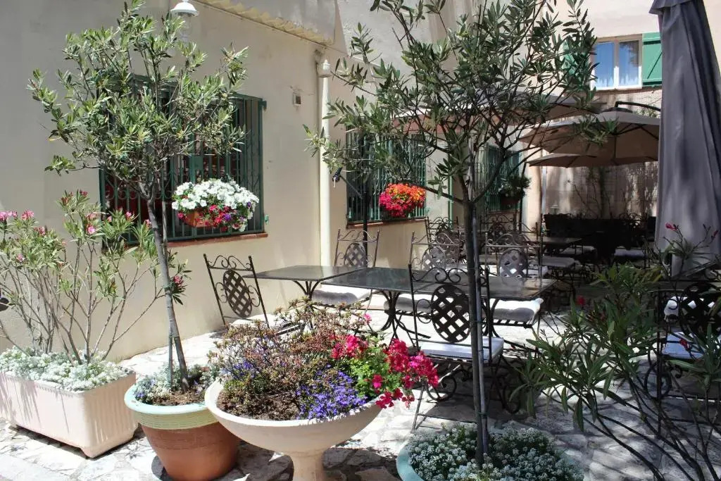 Hôtel Le Clos des Pins