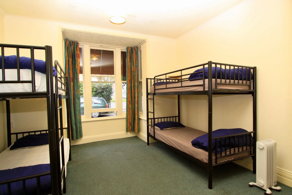 Rucksacker Backpacker Hostel