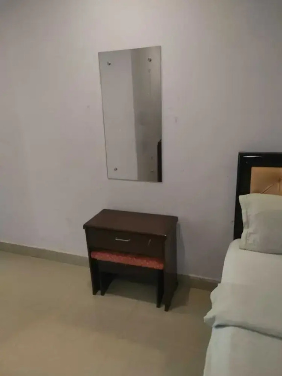 iROOMZ Hotel Diamond Park