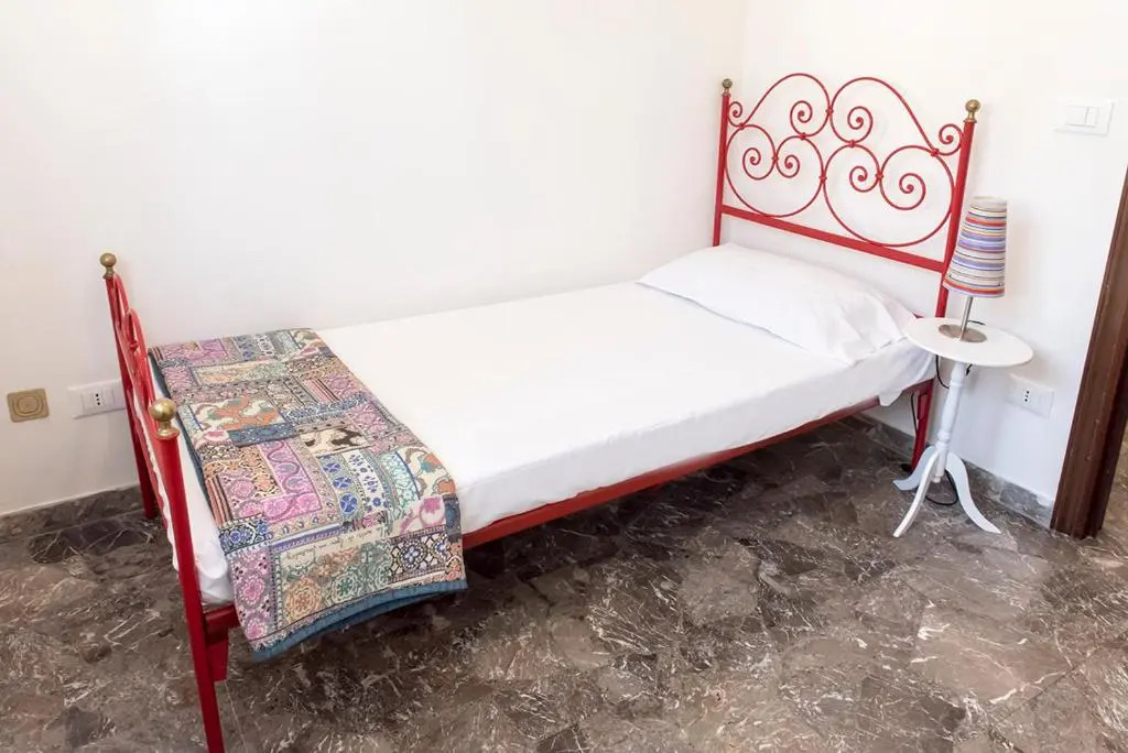 N235 - Numana, ampio appartamento con terrazzo vista mare