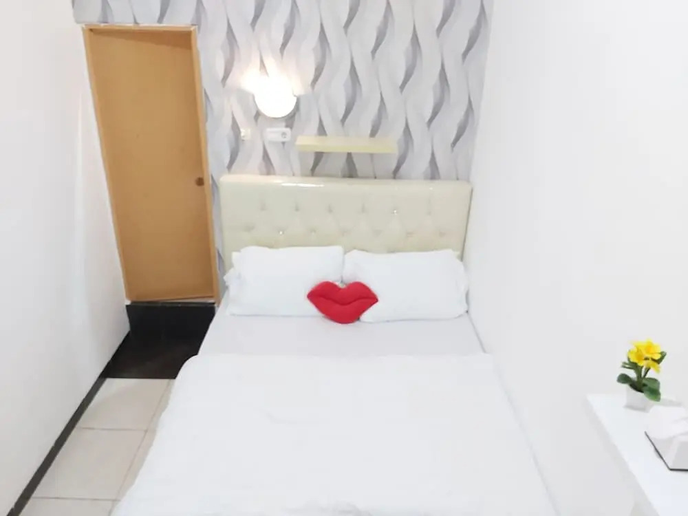 Alex Hostel 2