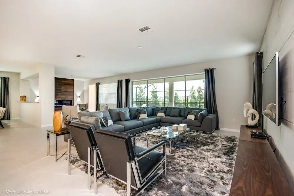 Windsor Hills Condominiums by Dreamcation By A3G