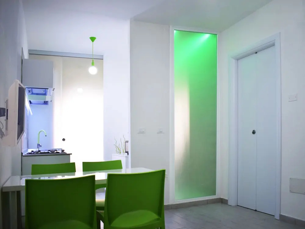 Shower Shows Apartament