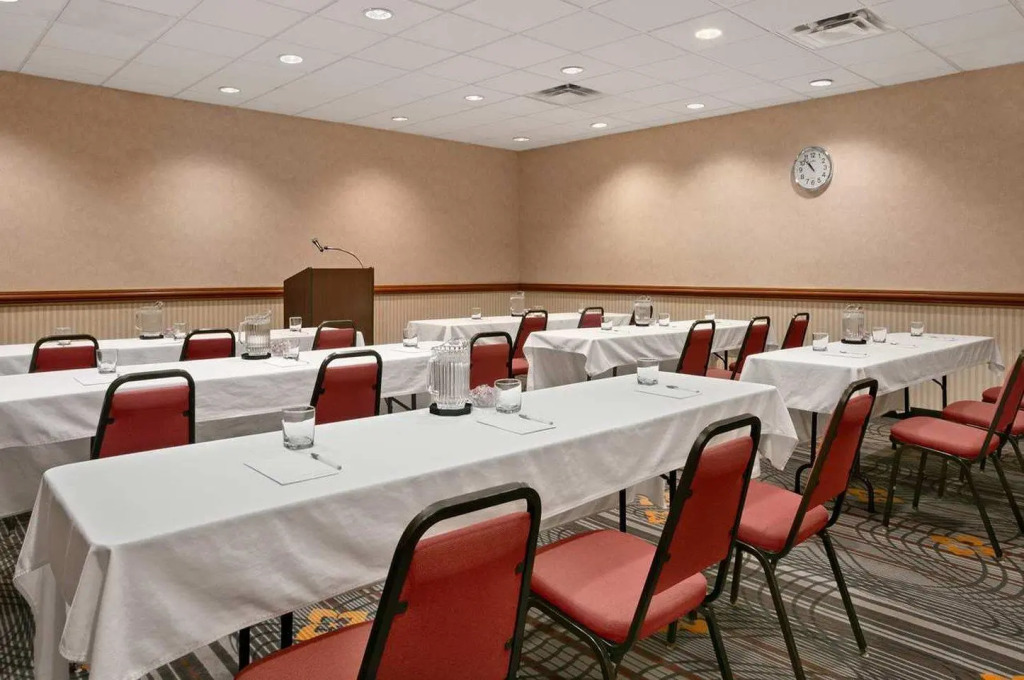 Hampton Inn & Suites Detroit Sterling Heights