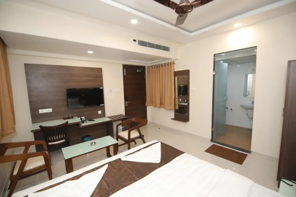 HOTEL SHRINGAR PALACE