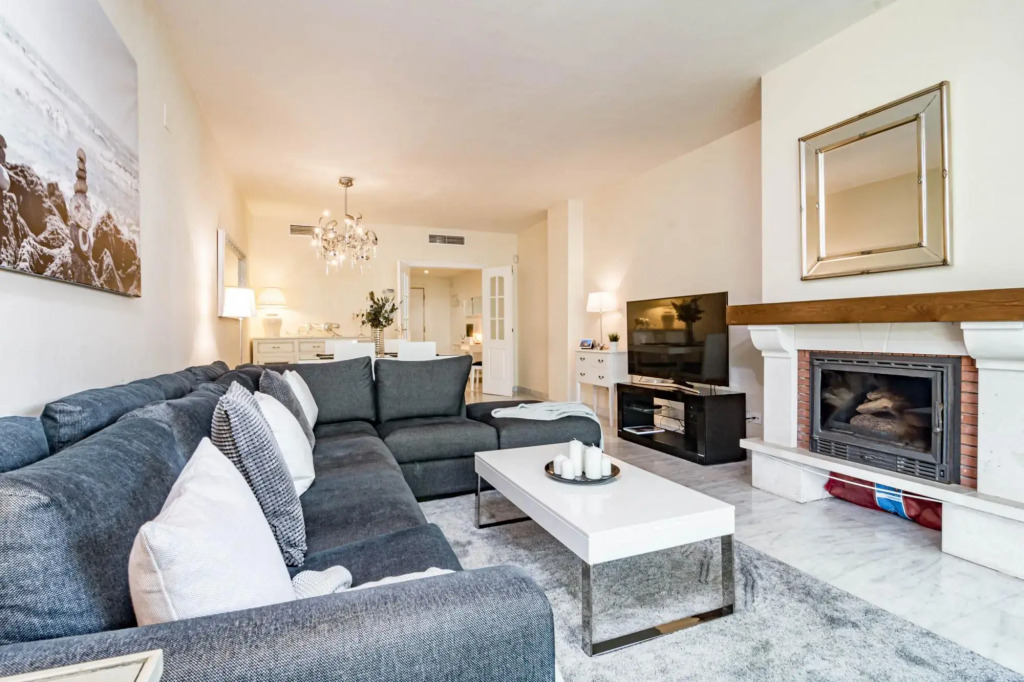 ADE10 - Casa Adelfas Ii by Roomservices