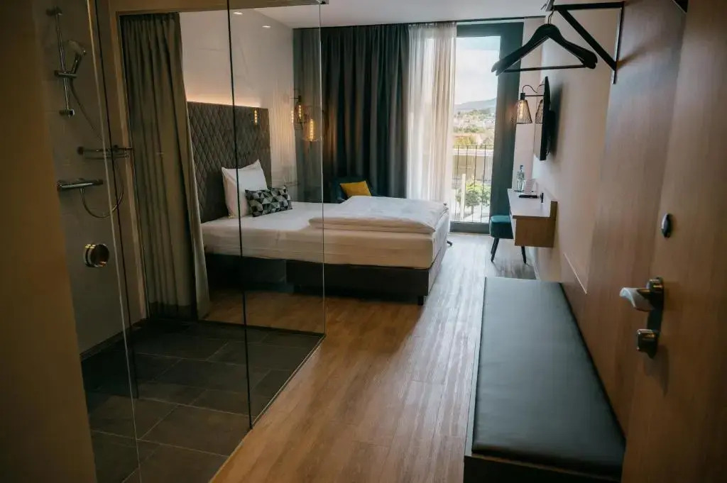 LOOM Hotel & Skybar