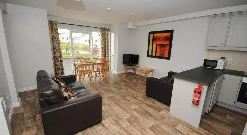 Dunaras Holiday Village