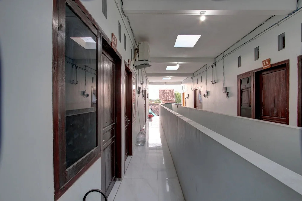 Hotel O Galih Kost 1 Syariah