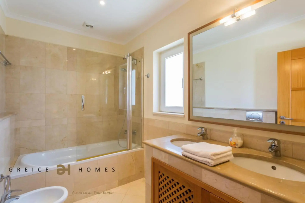 Greice Homes 2 Bedroom Luxury Apartment Victoria Boulevard