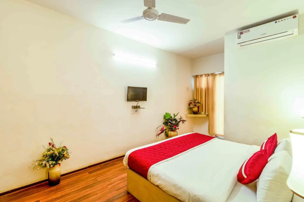 Octave Adya Hotel