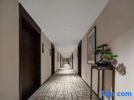 QIANNA HOTEL FINE (Fengqiu Branch)