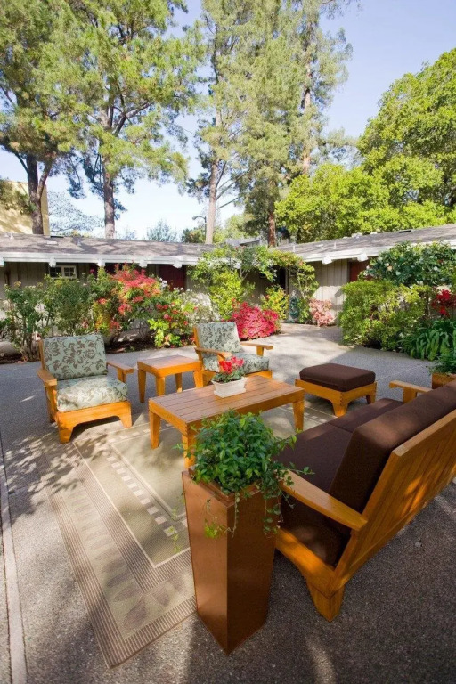 The Cottages Hotel