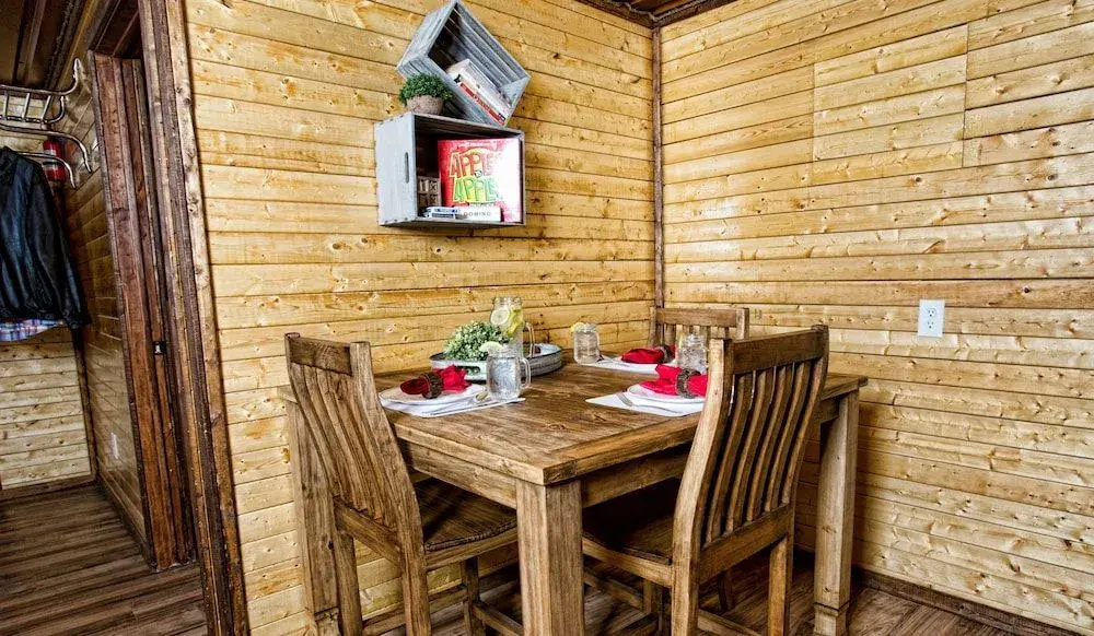 Stateline Cabin