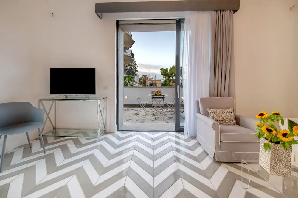 My Exclusive Italy - Luxury Villa with Penthouse, Pools and Sea View