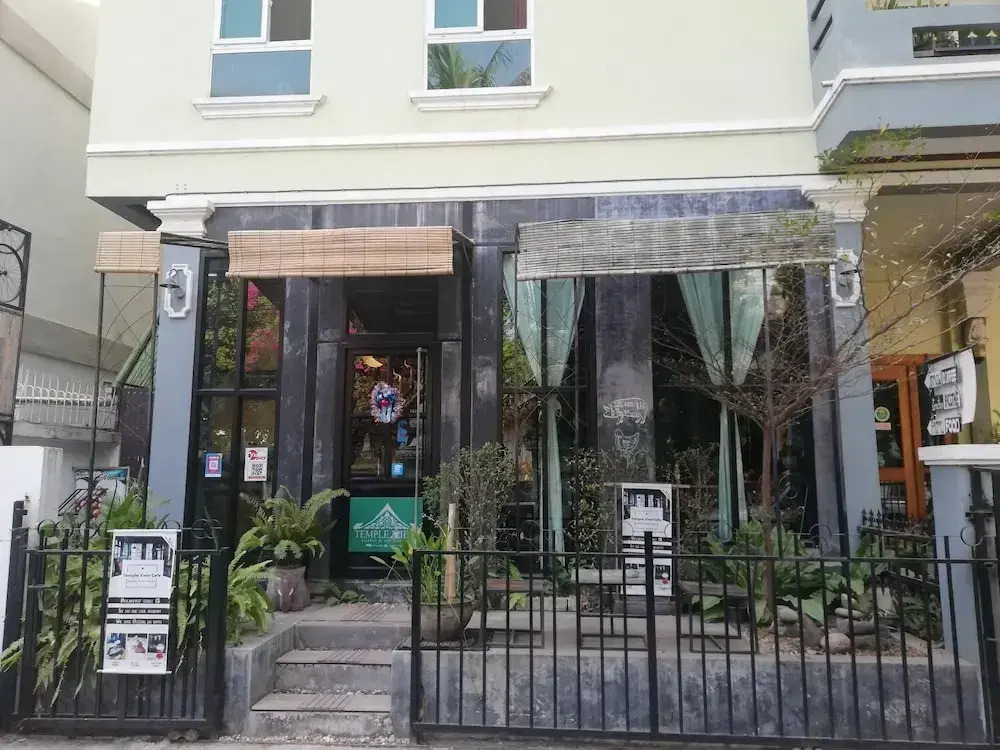 AO Apartment