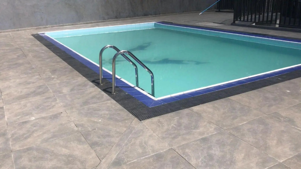 Grand Winterberry - Lake View Luxury Residence