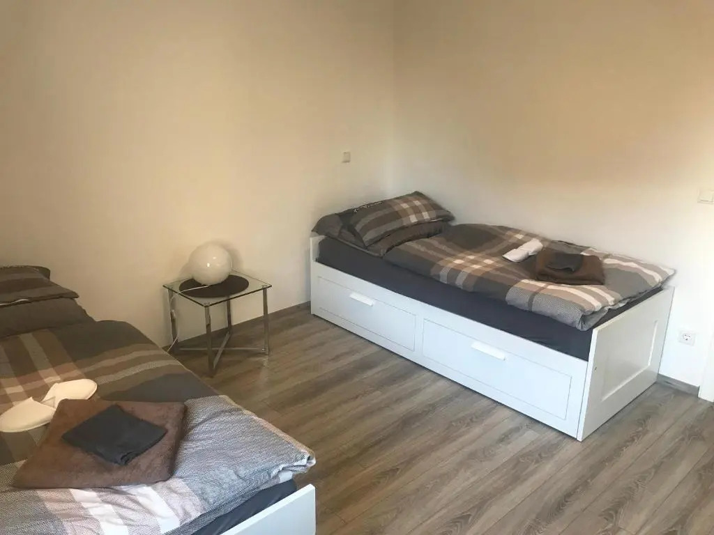 3. 5 min to HANNOVER MESSE FAIR GROUND PRETTY 2 ROOM APARTMENT