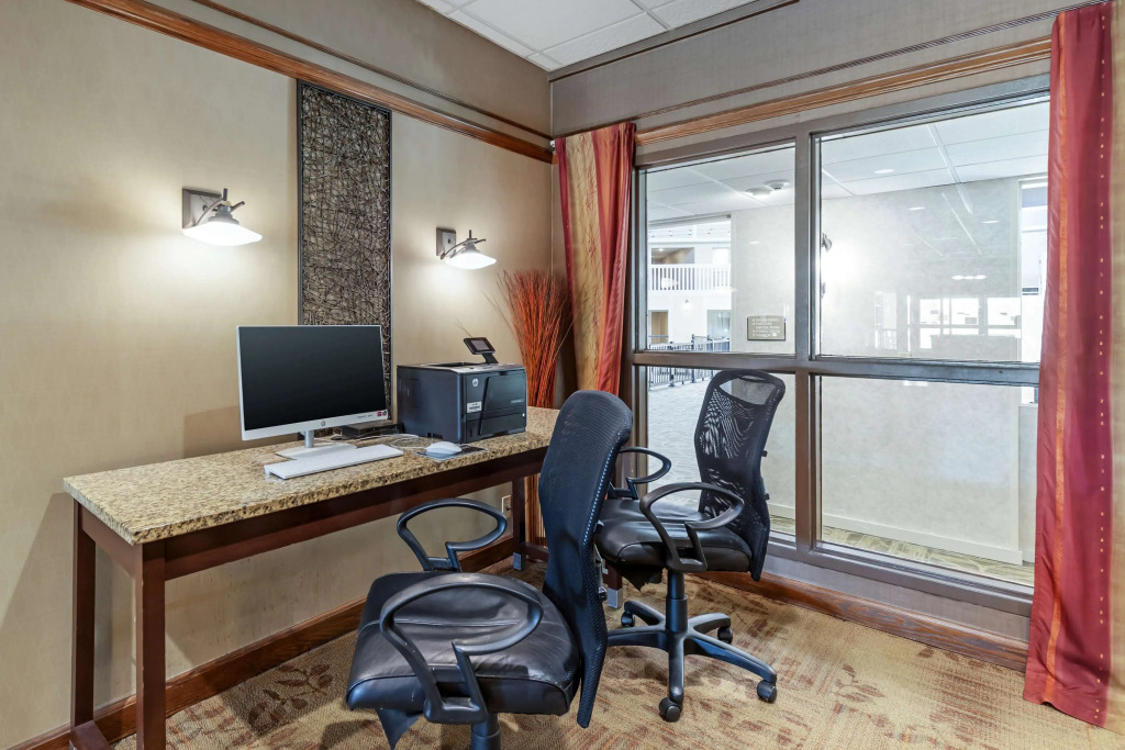 Best Western Plus Steeplegate Inn
