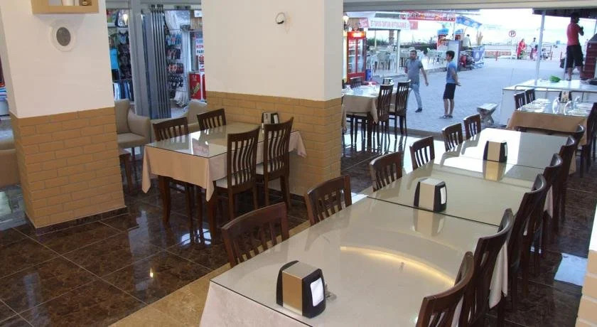 Nisan Hill Hotel