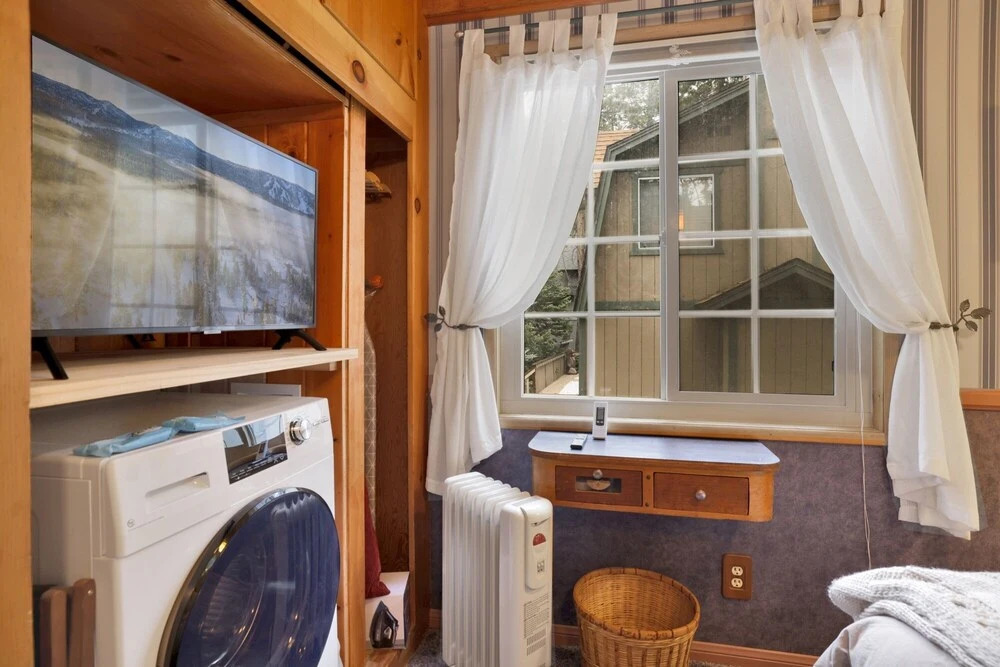2245-plymouth Mountain Escape 3 Bedroom Home by Redawning