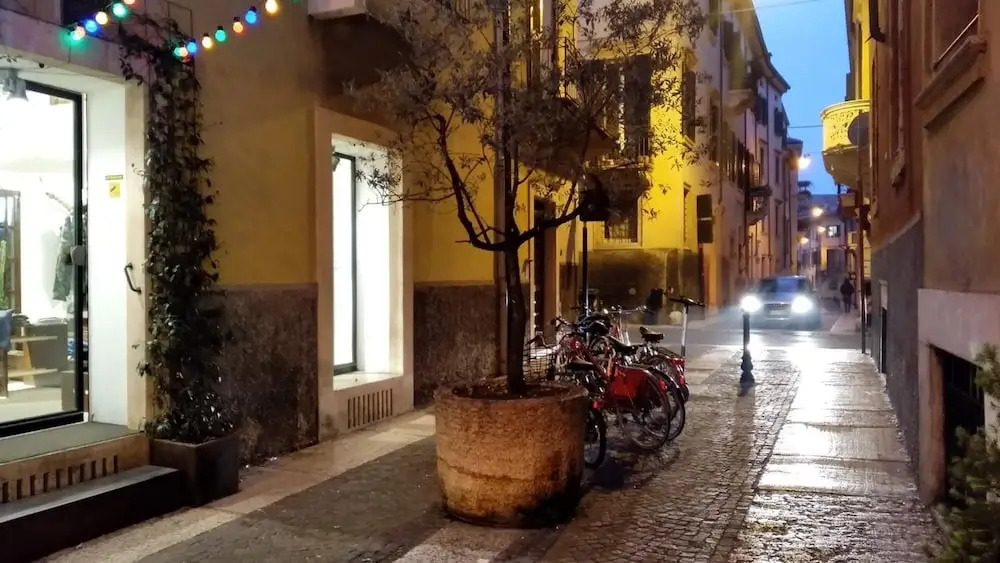 Marconi Rooms - Loggia delle Erbe