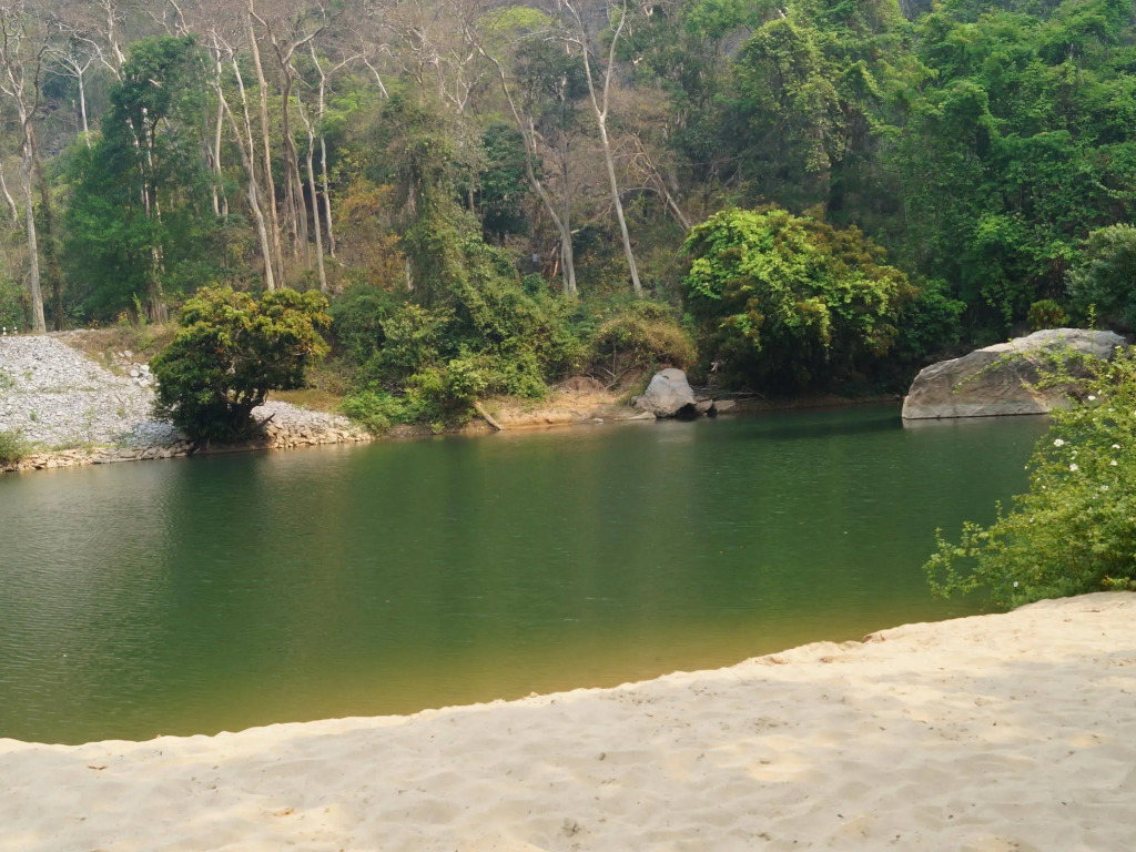 The Kong Lo View Hotel and Resort