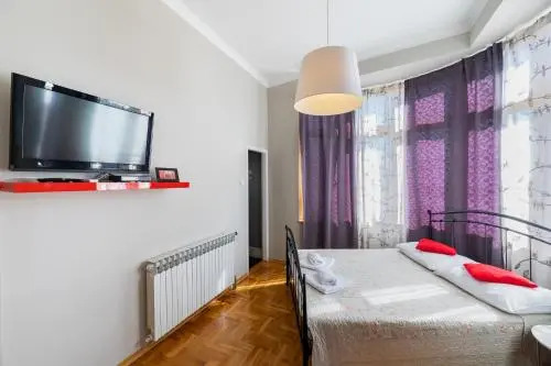 Roo-Rooms