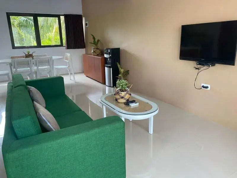 The Happinezz Hills Hotel