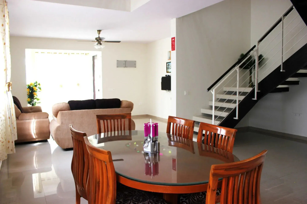 The Premium Services by OYO Rooms