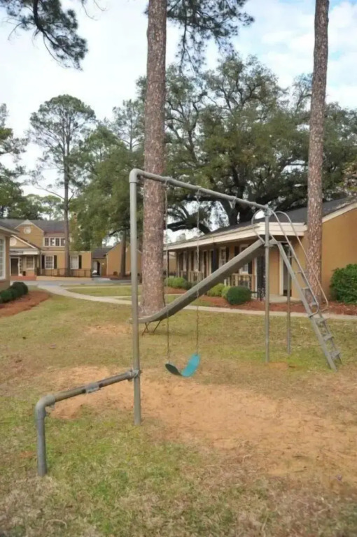 Merry Acres Inn