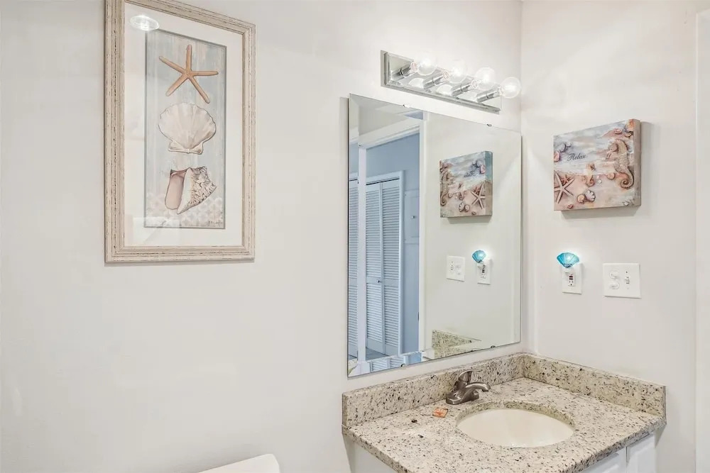 Sandpiper Cove 8204 Condo by RedAwning