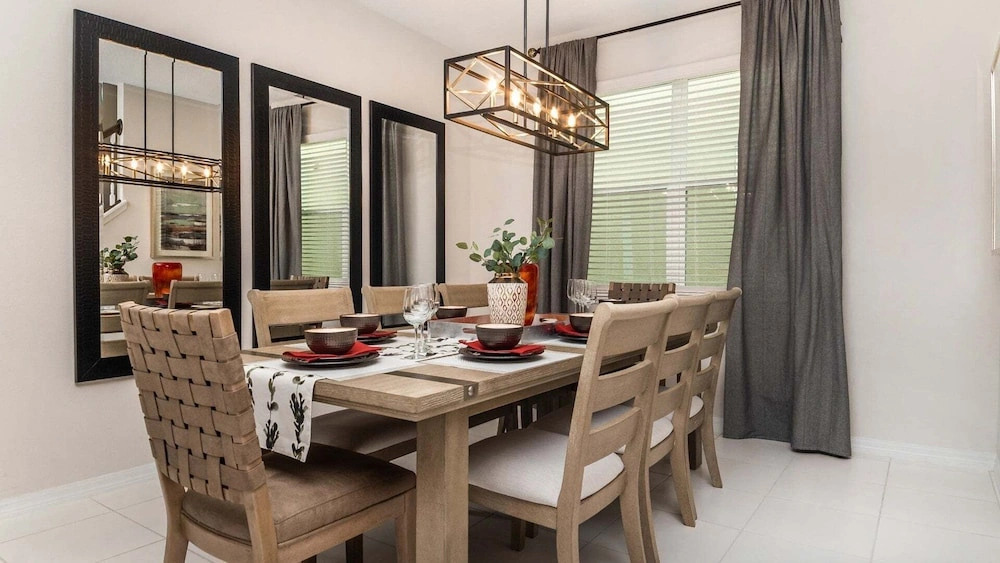 Solara Resort Vacation Home 5BR