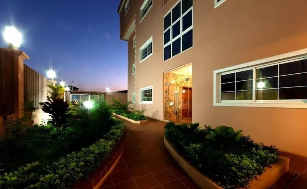 ApartHotel Luar