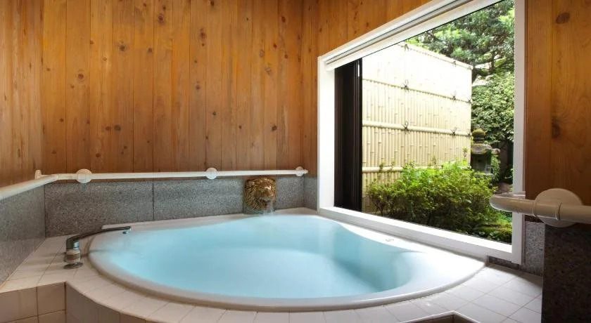 Ureshino Onsen Kappo Ryokan Ritoen